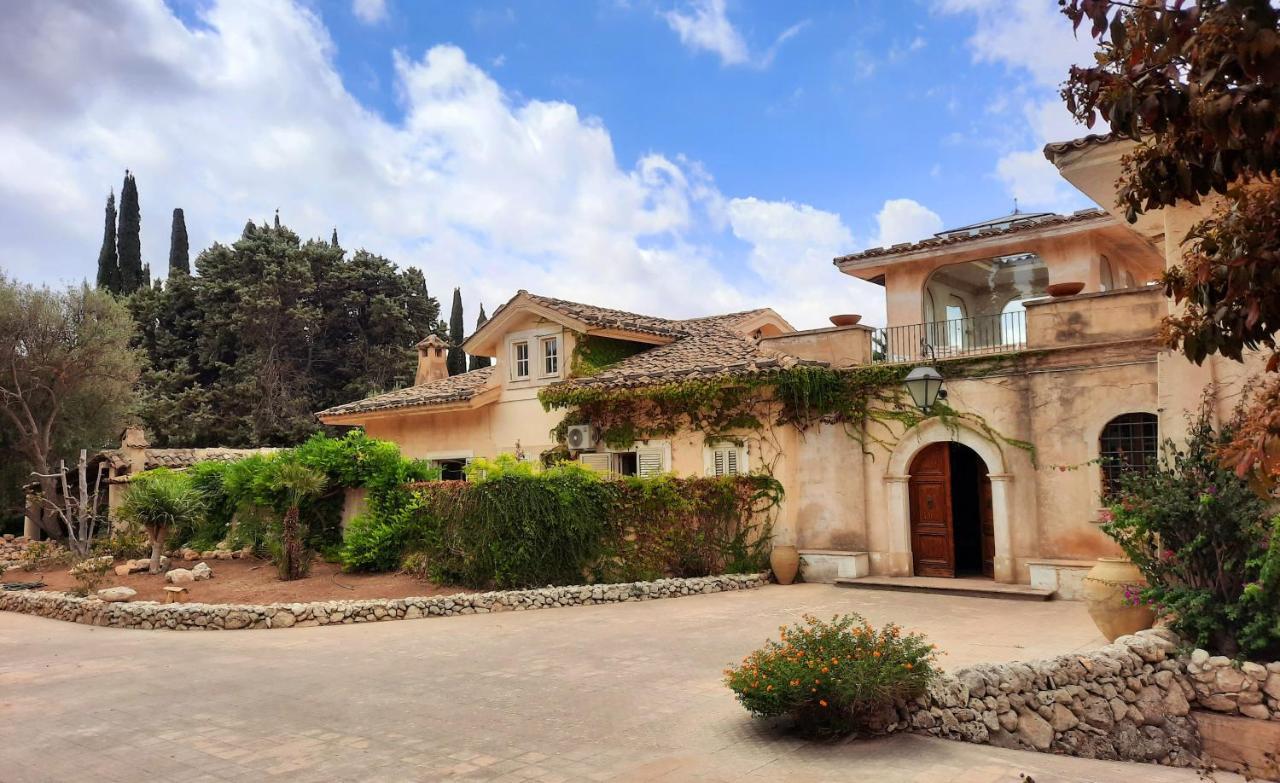 Villa Del Commendatore Sirugo Avola Exterior foto